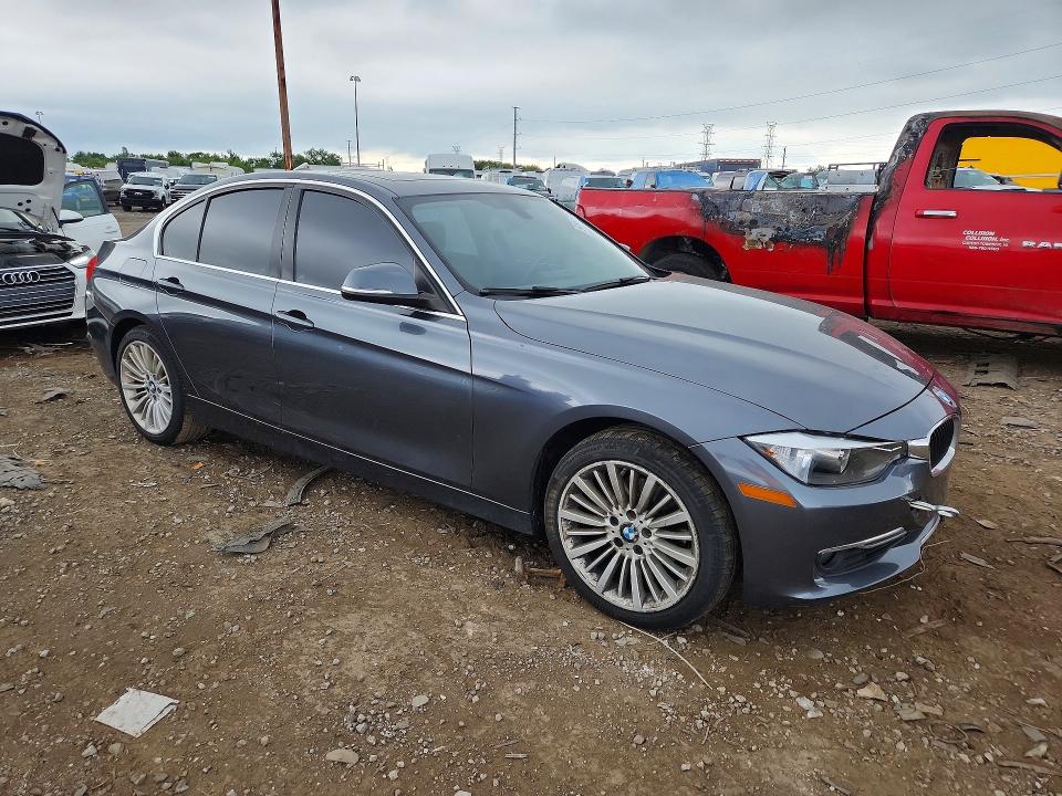 Photo 4 from auction – 2012 BMW 328 with VIN WBA3A5C54CF341589