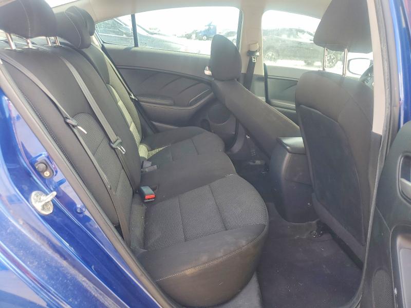 Photo 10 from auction – 2018 KIA FORTE with VIN 3KPFK4A70JE213563