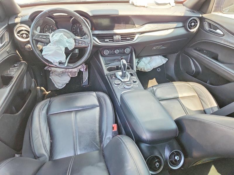 Photo 8 from auction – 2022 ALFA ROMEO STELVIO with VIN ZASPAKAN7N7D24425