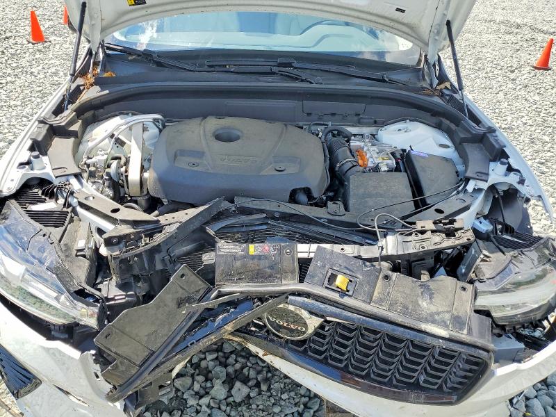 Снимка 12 от търг – 2025 VOLVO XC60 с VIN YV4H60RCXS1049764