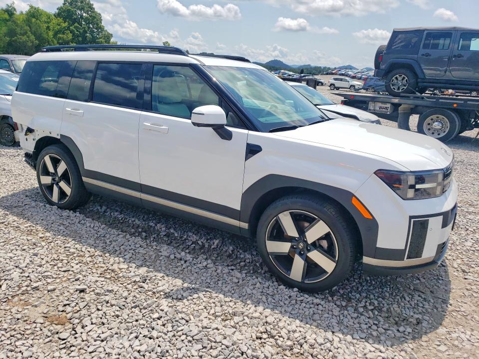 Photo 4 from auction – 2025 HYUNDAI SANTA FE with VIN 5NMP4DGL8SH141220