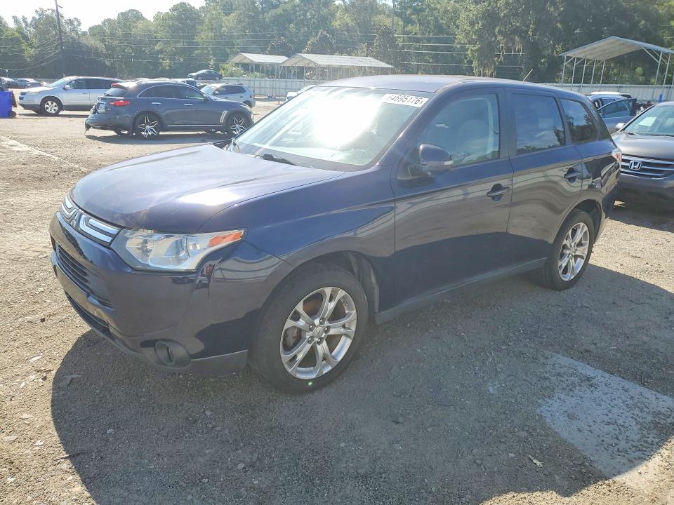 MITSUBISHI OUTLANDER 2014 with VIN JA4AD3A38EZ004605 - Photo from auction