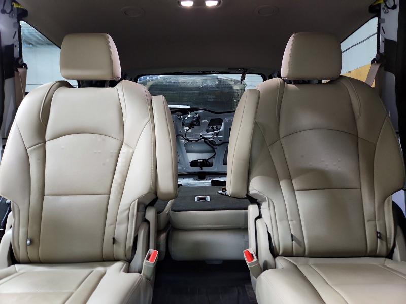 Photo 10 from auction – 2021 BUICK ENCLAVE with VIN 5GAEVAKW5MJ110364
