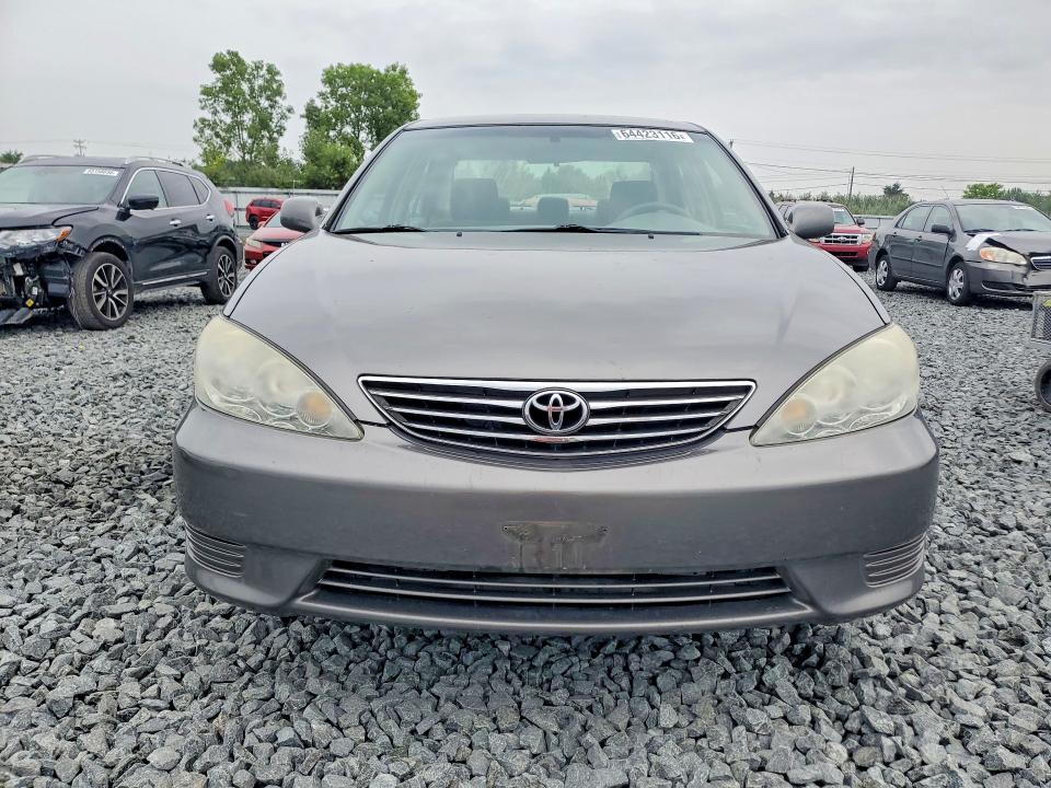 Photo 5 from auction – 2005 TOYOTA CAMRY with VIN 4T1BE32K35U603241