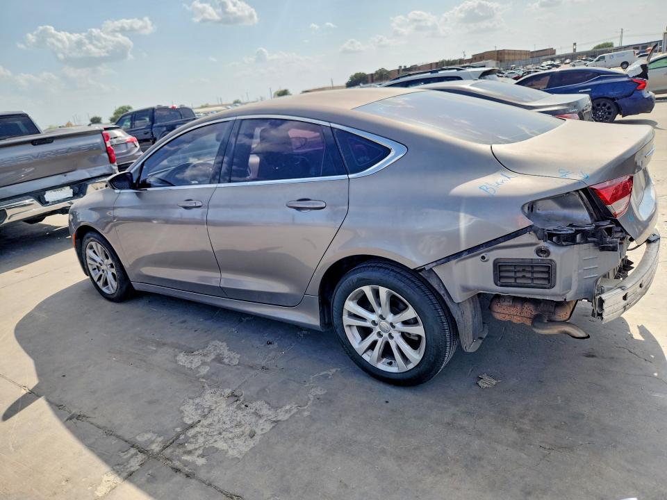 Photo 2 from auction – 2015 CHRYSLER 200 with VIN 1C3CCCAB0FN502335