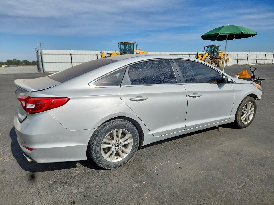 Photo 3 from auction – 2017 HYUNDAI SONATA with VIN 5NPE24AF9HH475669