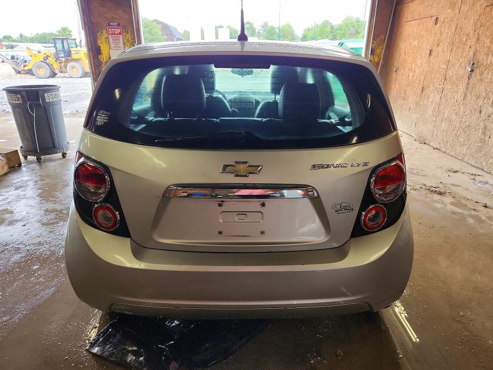 Photo 6 from auction – 2013 CHEVROLET SONIC with VIN 1G1JE6SG8D4188471