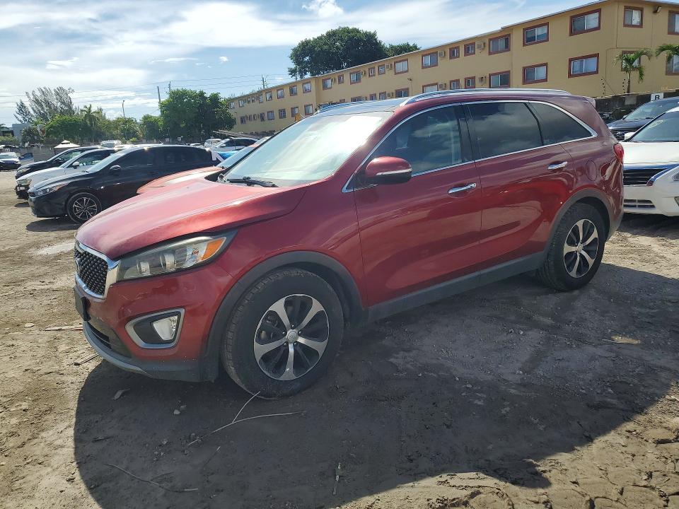 KIA SORENTO 2016 مع رقم تعريف المركبة 5XYPH4A56GG041830 - صورة من المزاد