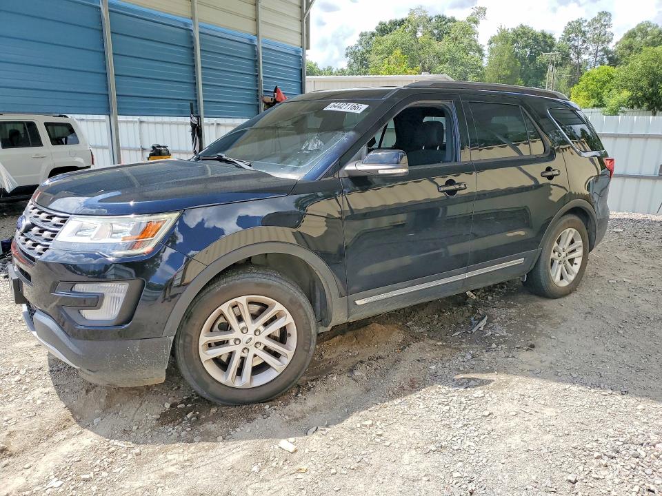 FORD EXPLORER 2017 with VIN 1FM5K7D83HGC44670 - Photo from auction