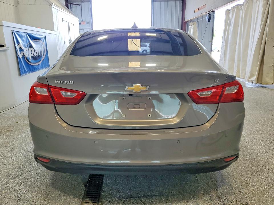 Photo 6 from auction – 2017 CHEVROLET MALIBU with VIN 1G1ZE5ST3HF274663