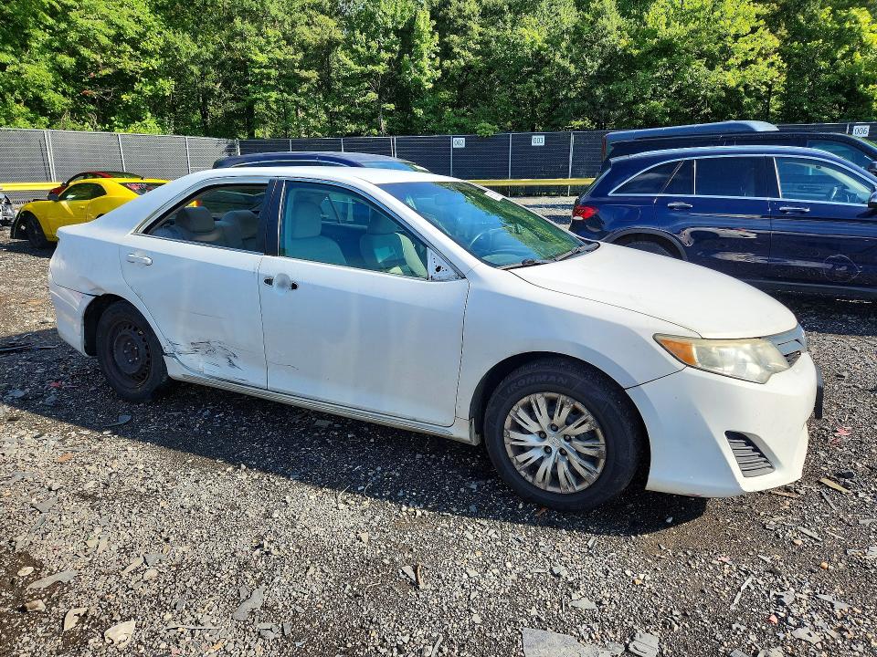 Photo 4 from auction – 2013 TOYOTA CAMRY with VIN 4T1BF1FK5DU718871