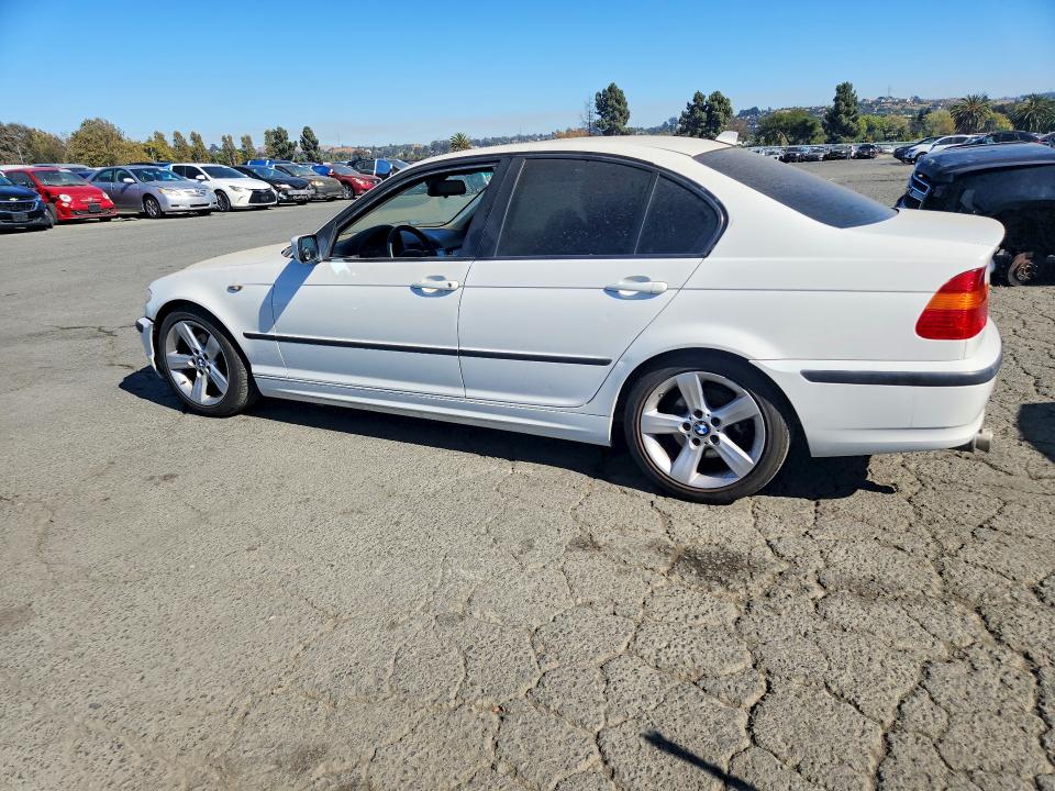 Photo 2 from auction – 2005 BMW 325 with VIN WBAET37425NJ91242