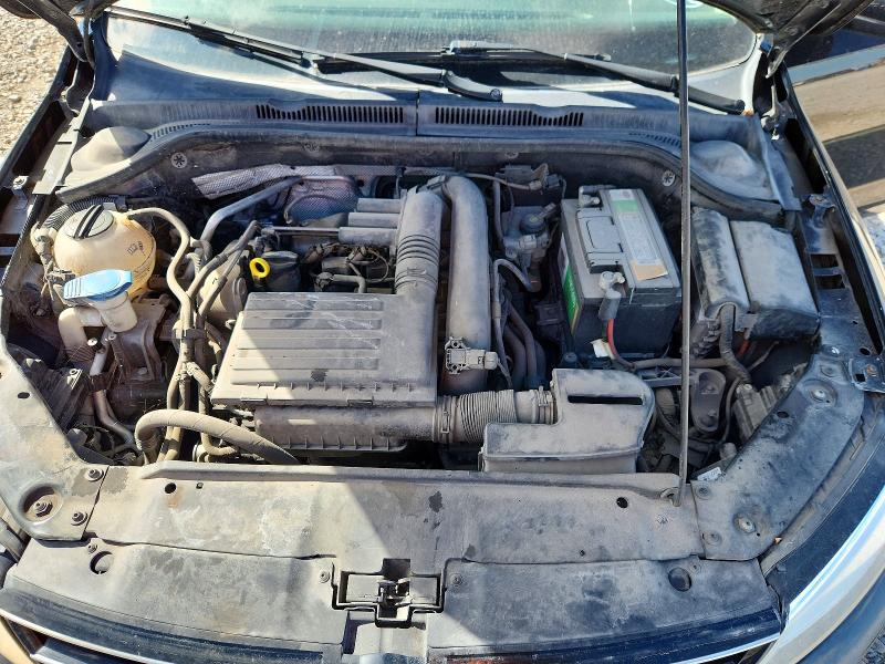 Photo 11 from auction – 2016 VOLKSWAGEN JETTA with VIN 3VW267AJ9GM374165