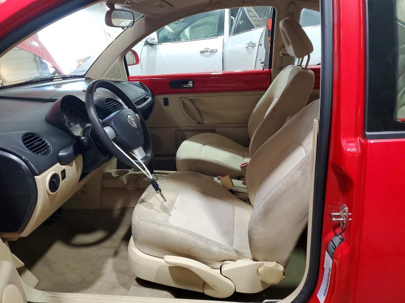 Photo 7 from auction – 2000 VOLKSWAGEN NEW BEETLE with VIN 3VWCA21C1YM486340