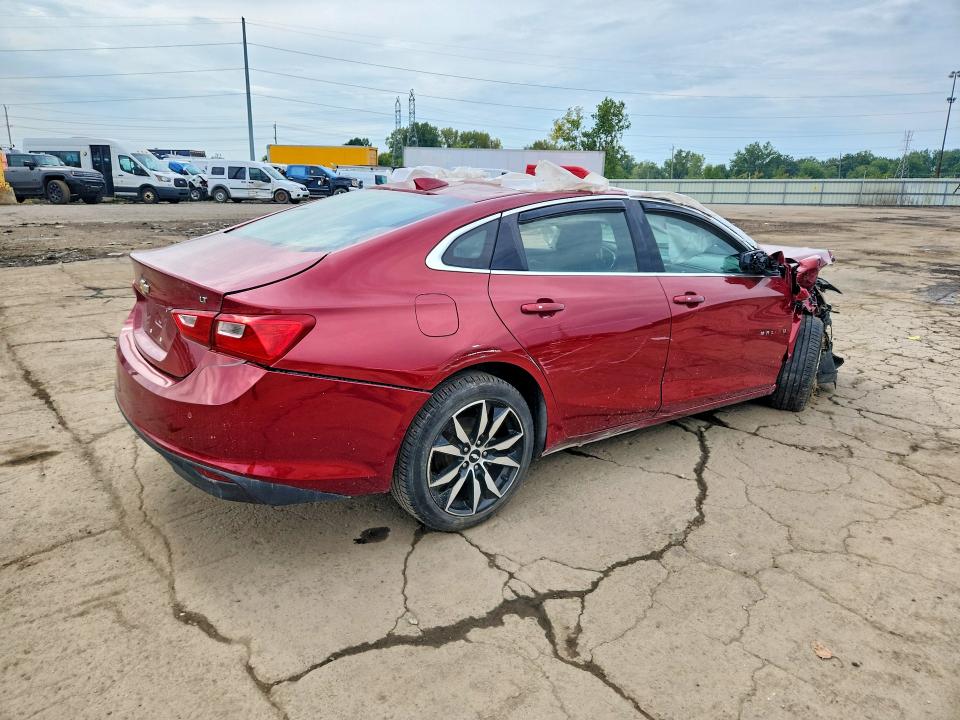 Photo 3 from auction – 2018 CHEVROLET MALIBU with VIN 1G1ZD5ST8JF165723
