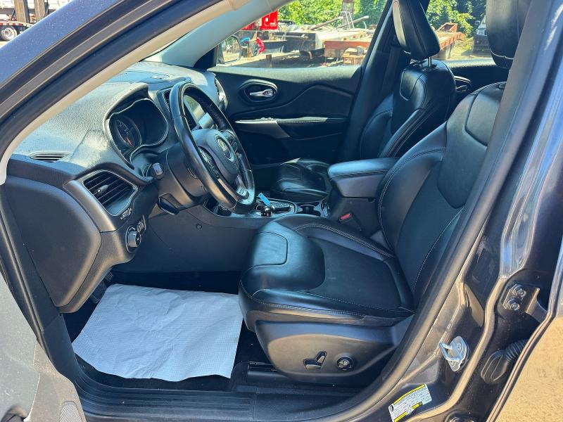 Photo 12 from auction – 2019 JEEP CHEROKEE with VIN 1C4PJMLB9KD182017