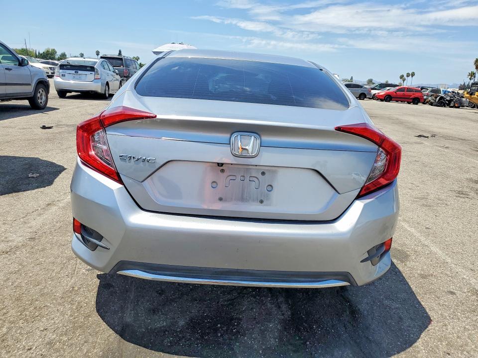 Photo 6 from auction – 2019 HONDA CIVIC with VIN 2HGFC2F60KH556284