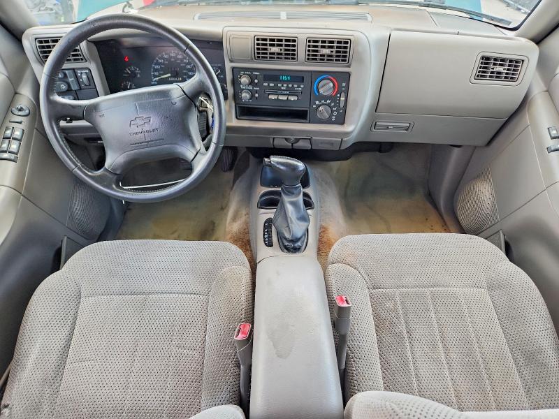 صورة رقم 8 من المزاد - 1997 CHEVROLET BLAZER مع VIN 1GNCS13W0V2195131