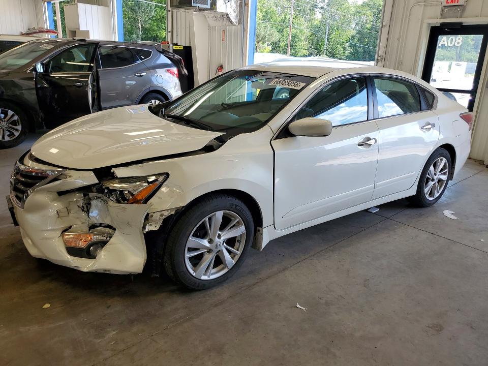 NISSAN ALTIMA 2015 with VIN 1N4AL3AP8FC206852 - Photo from auction