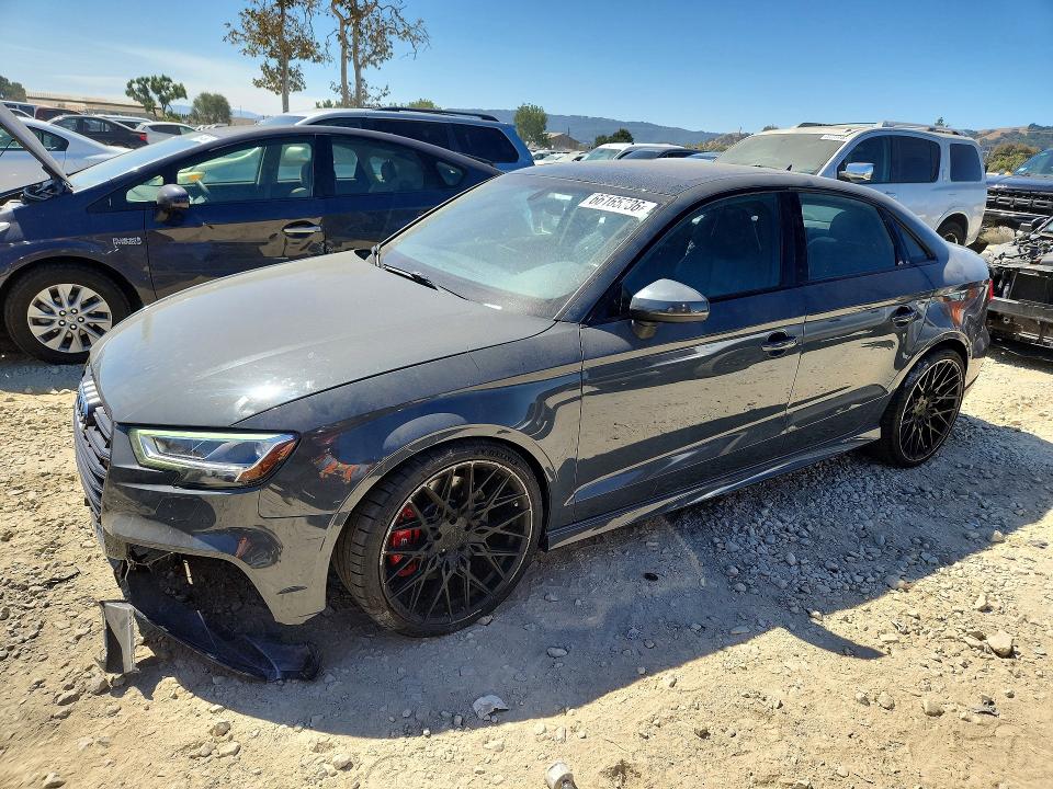 AUDI S3 2017 con VIN WAUB1GFF3H1037010 - Foto de la subasta
