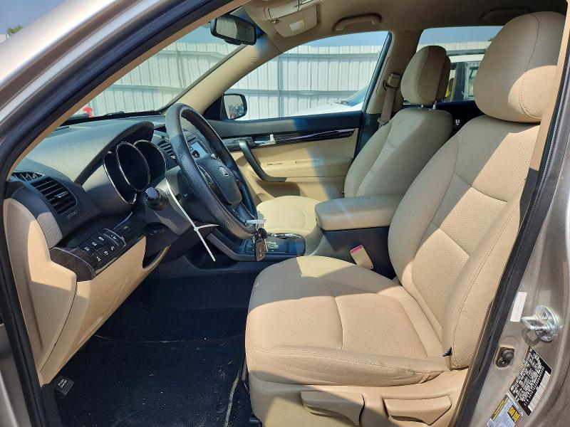 Photo 7 from auction – 2013 KIA SORENTO with VIN 5XYKTCA68DG349282