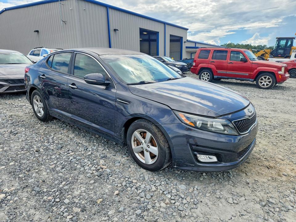 Photo 4 from auction – 2015 KIA OPTIMA with VIN 5XXGM4A72FG444588