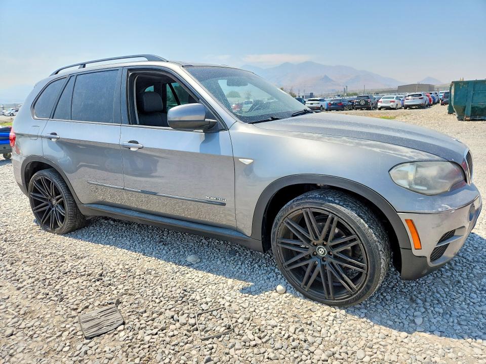 Photo 4 from auction – 2012 BMW X5 with VIN 5UXZV4C58CL758922