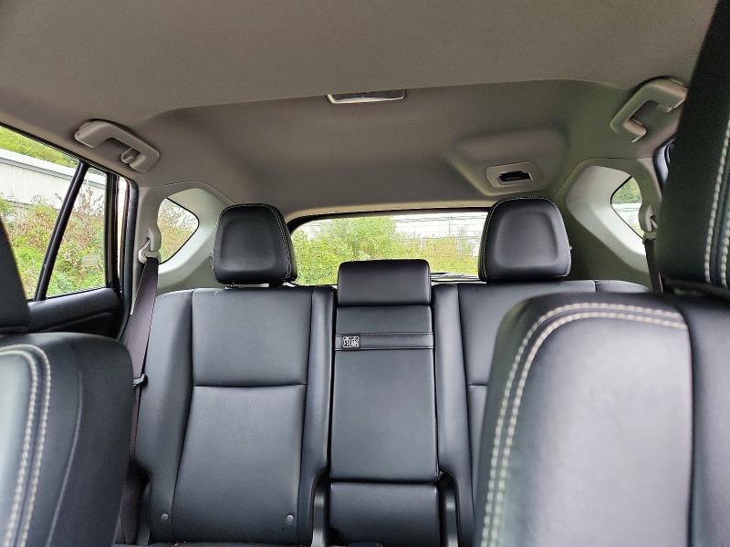 Photo 10 from auction – 2016 TOYOTA RAV4 HV with VIN JTMDJREV9GD031418