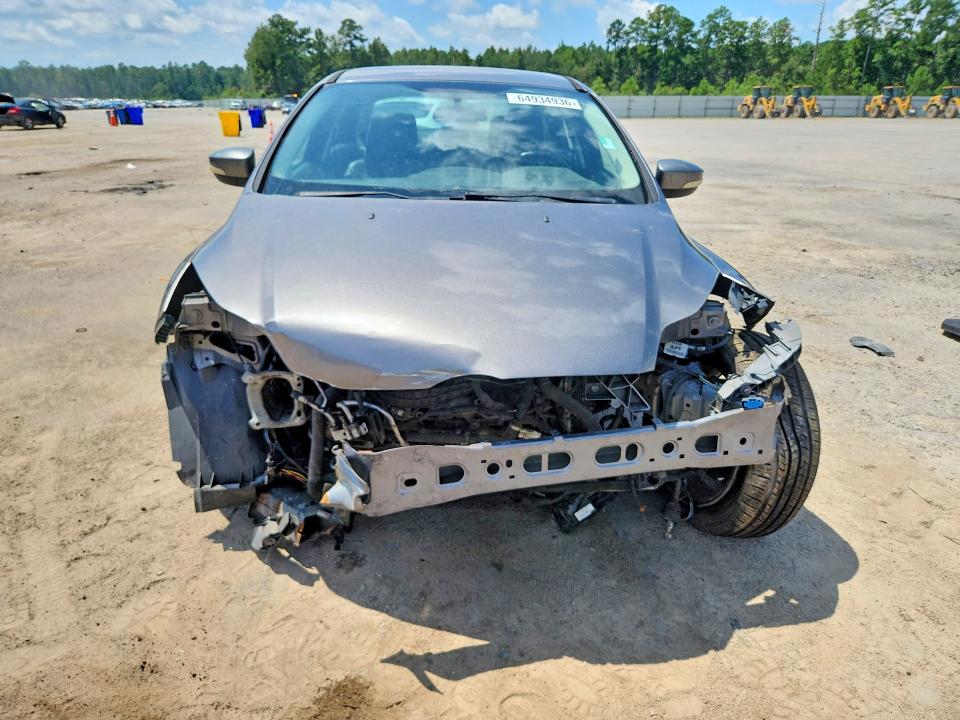 Photo 5 from auction – 2013 FORD FOCUS with VIN 1FADP3F28DL331412