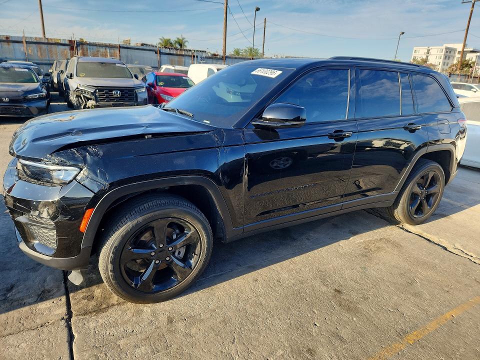 2024 JEEP GRAND CHEROKEE - Търг №66100296