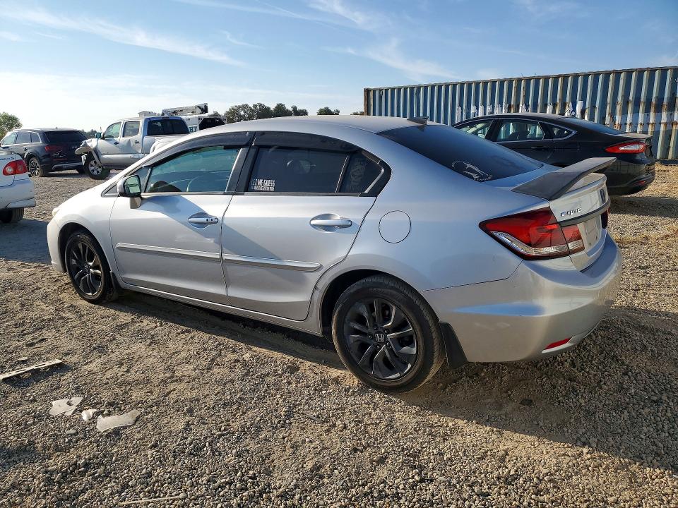 Photo 2 from auction – 2015 HONDA CIVIC with VIN 2HGFB2F82FH522812