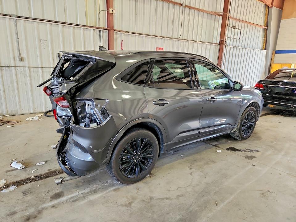 Photo 3 from auction – 2025 FORD ESCAPE with VIN 1FMCU9PA6SUA51157