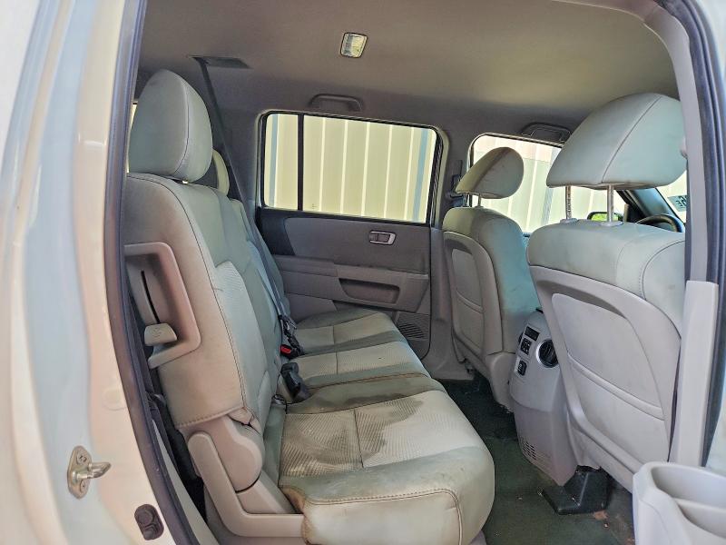 Photo 11 from auction – 2014 HONDA PILOT with VIN 5FNYF3H21EB022896