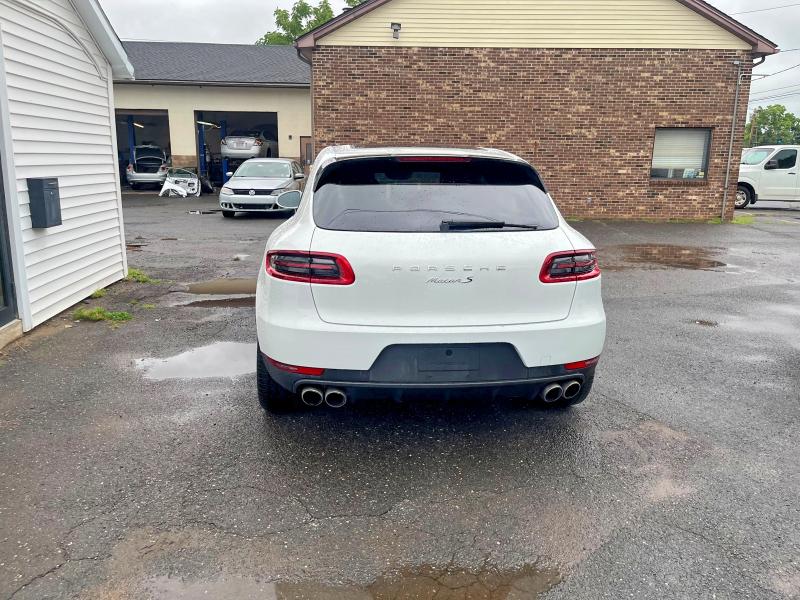 Photo 6 from auction – 2015 PORSCHE MACAN with VIN WP1AB2A59FLB63160