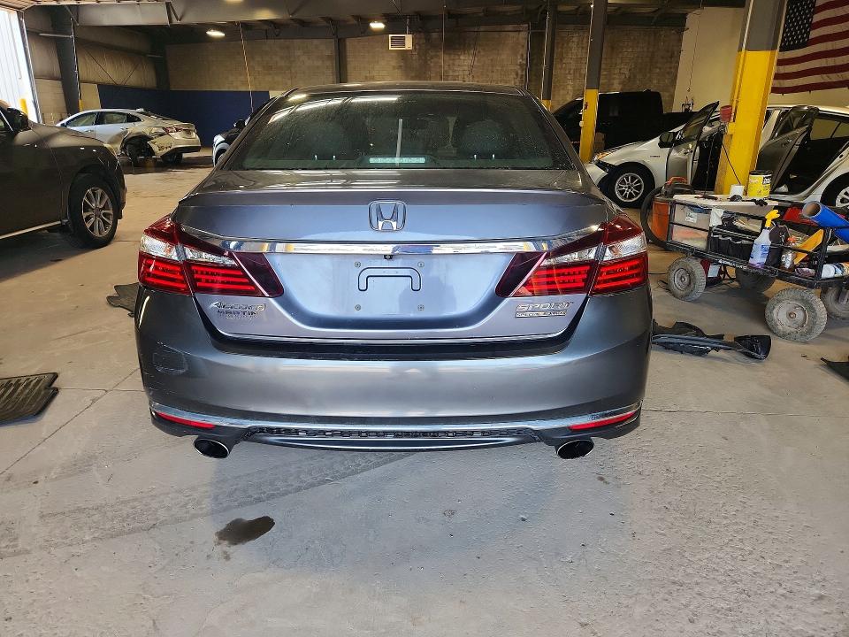Photo 6 from auction – 2017 HONDA ACCORD with VIN 1HGCR2F13HA075085