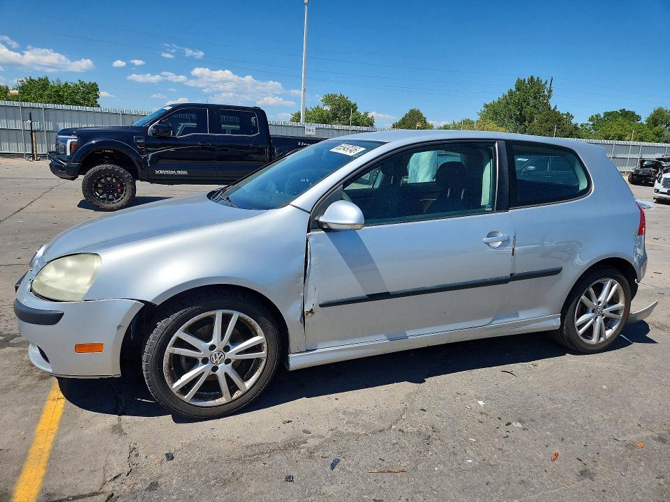 VOLKSWAGEN RABBIT 2007 مع رقم تعريف المركبة WVWAR71K67W028234 - صورة من المزاد
