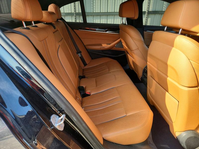 Photo 10 from auction – 2018 BMW M550XI with VIN WBAJB9C52JG464424