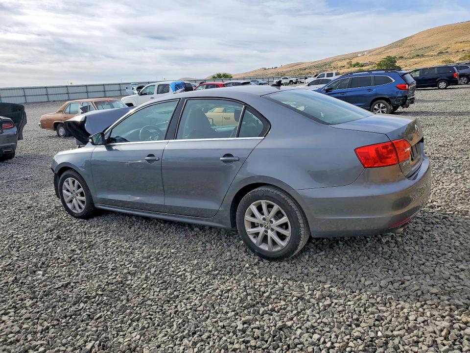 Photo 2 from auction – 2013 VOLKSWAGEN JETTA with VIN 3VWDP7AJXDM439008