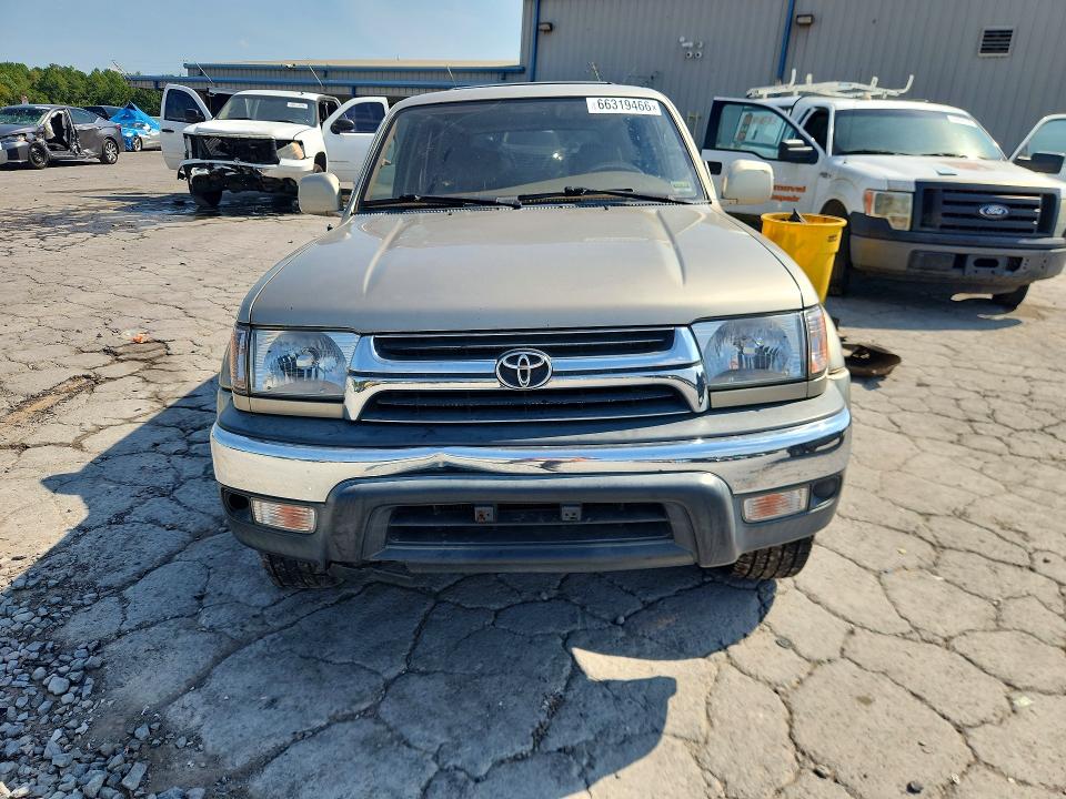 Снимка 5 от търг – 2001 TOYOTA 4RUNNER с VIN JT3GN86R010197875