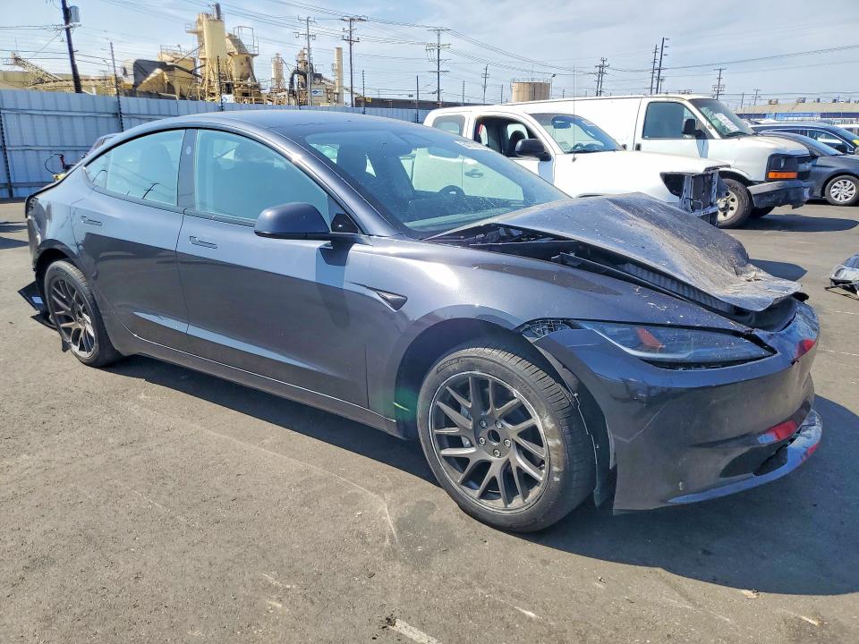 Фото 4 с аукциона – 2025 TESLA MODEL 3 с VIN 5YJ3E1EAXSF942941