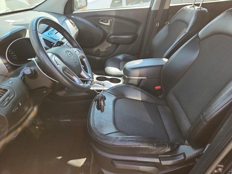 Photo 7 from auction – 2011 HYUNDAI TUCSON with VIN KM8JUCAC0BU178713