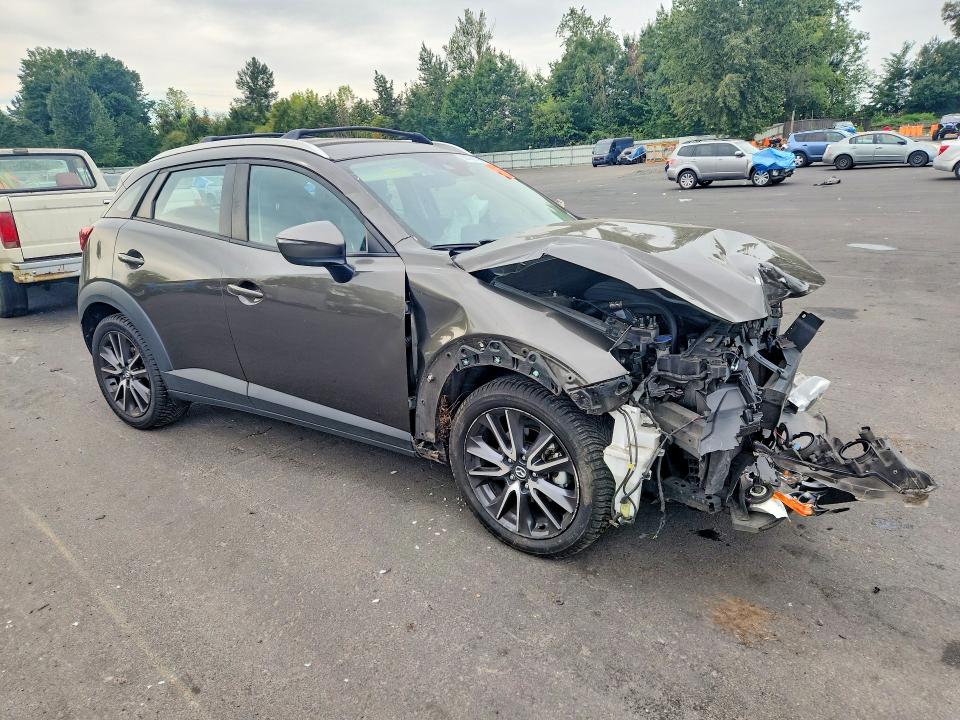 Photo 4 from auction – 2018 MAZDA CX-3 with VIN JM1DKFC71J0303328