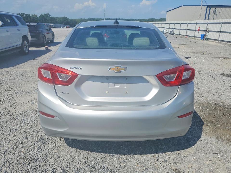 Photo 6 from auction – 2017 CHEVROLET CRUZE with VIN 1G1BC5SM5H7219092