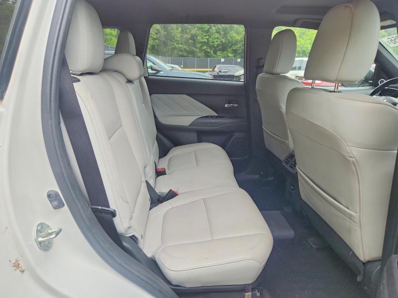 Photo 11 from auction – 2019 MITSUBISHI OUTLANDER with VIN JA4J24A53KZ037777