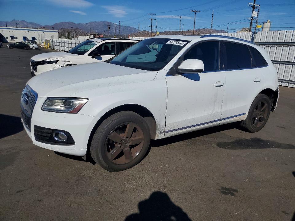 AUDI Q5 2014 with VIN WA1LFAFP8EA010695 - Photo from auction