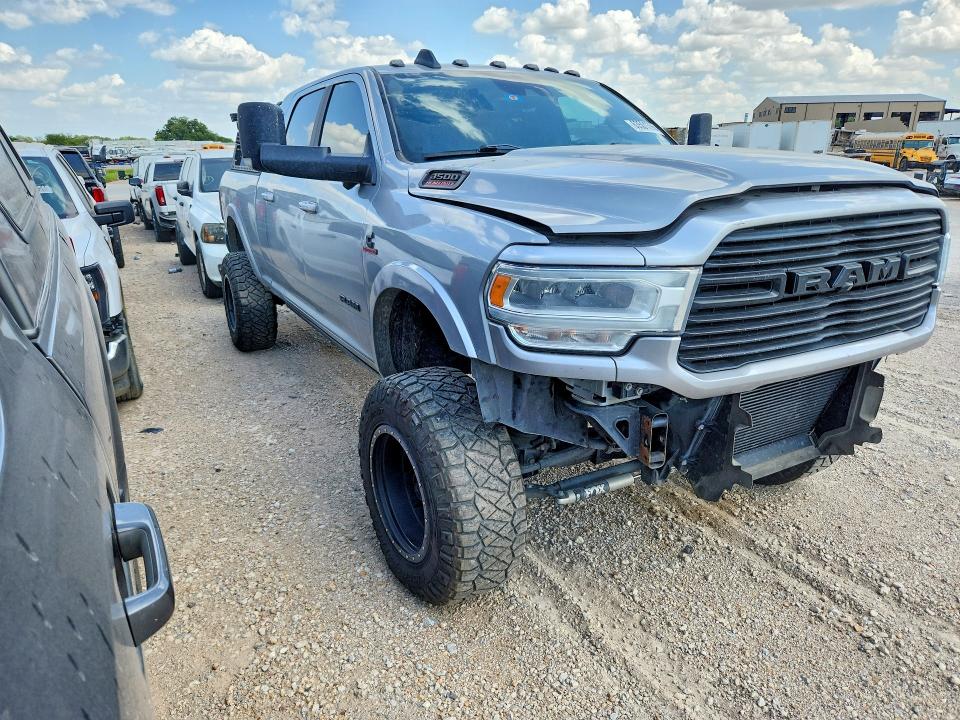 Photo 4 from auction – 2021 RAM 3500 with VIN 3C63R3ML9MG530257