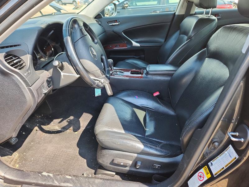 Photo 7 from auction – 2008 LEXUS IS with VIN JTHCK262285027385