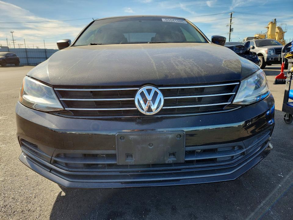 Photo 5 from auction – 2017 VOLKSWAGEN JETTA with VIN 3VW2B7AJ2HM265916