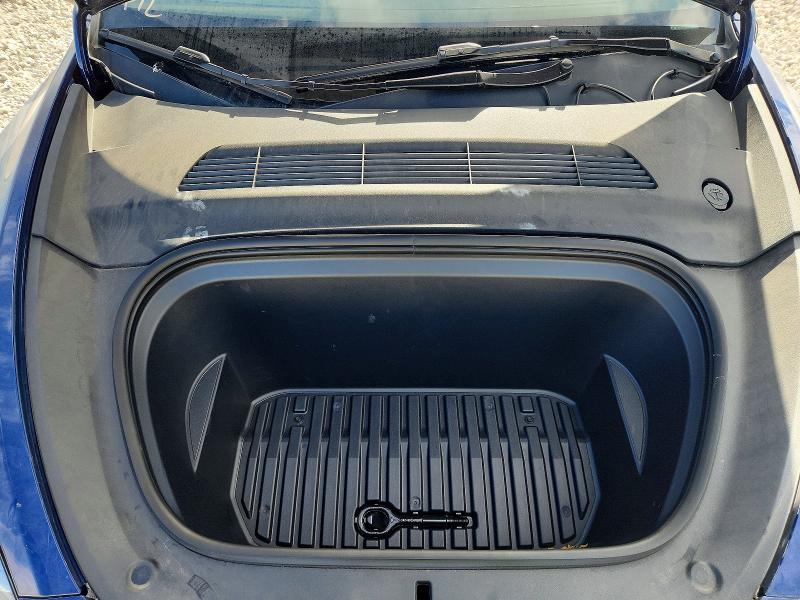 Zdjęcie 11 z aukcji – 2025 TESLA MODEL Y z VIN 7SAYGDED8SA364186