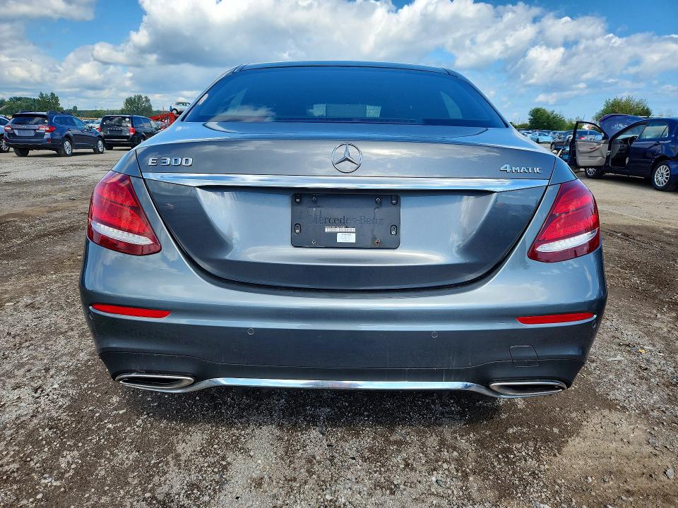 Photo 6 from auction – 2017 MERCEDES-BENZ E with VIN WDDZF4KB1HA218889